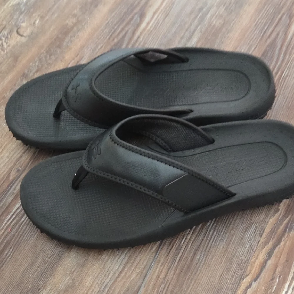 Under Armour Black Flip-Flops for Men - Picture 3 of 6